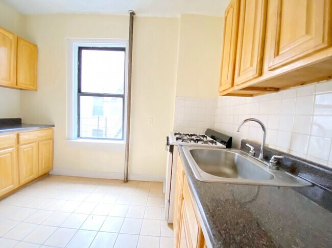 Foto del edificio - 3138 Bailey Avenue