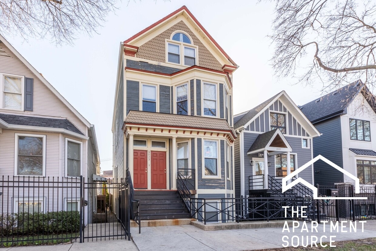 Primary Photo - 3023 N Oakley Ave