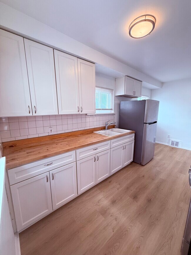 Foto del edificio - 53 Sector Dr