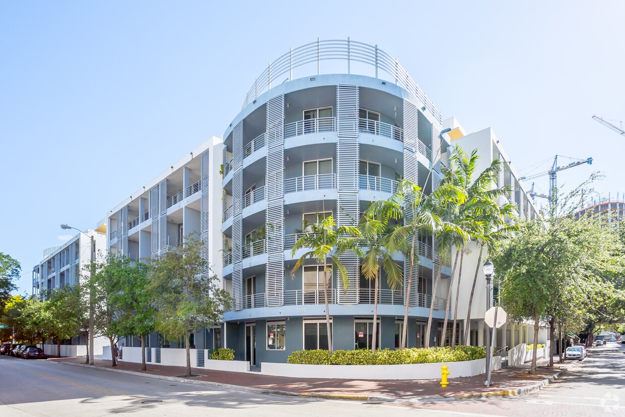 Lofts at Mayfair Apartments Coconut Grove, FL