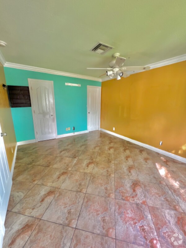 Palm Beach Cabana Colony West Apartments for Rent with Utilities