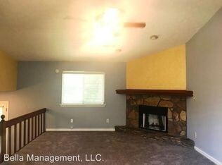 Photo - Lovely 3-Bedroom, 2-Bath Home in Lithonia