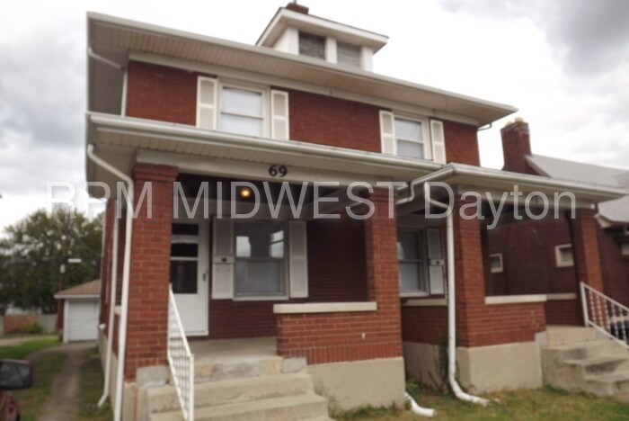 Primary Photo - 71 E Hillcrest Ave
