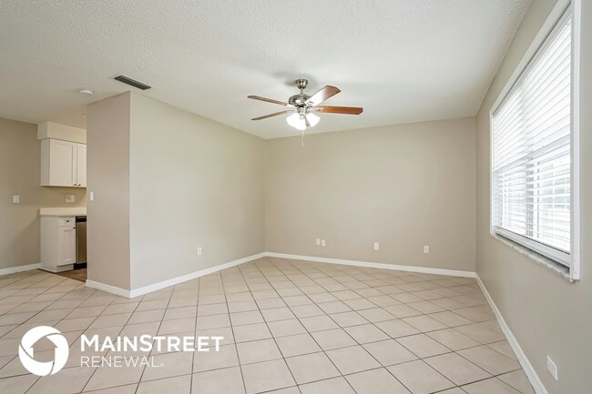 Foto del edificio - 1401 E 6th St