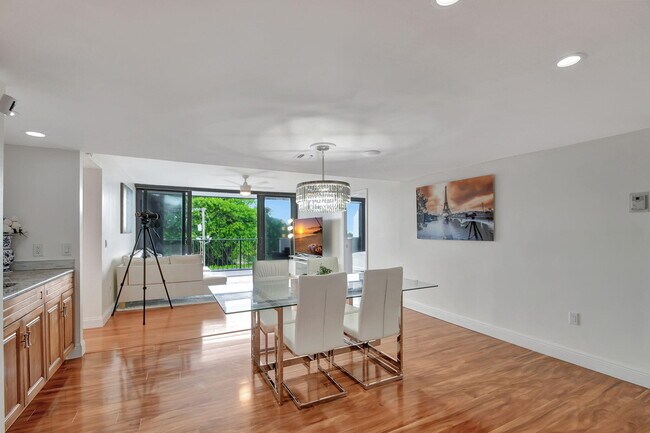 Foto del edificio - 5600 N Flagler Dr