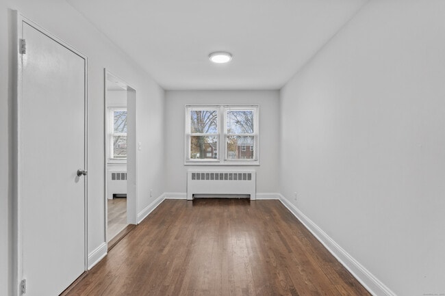Building Photo - 86 Blachley Rd