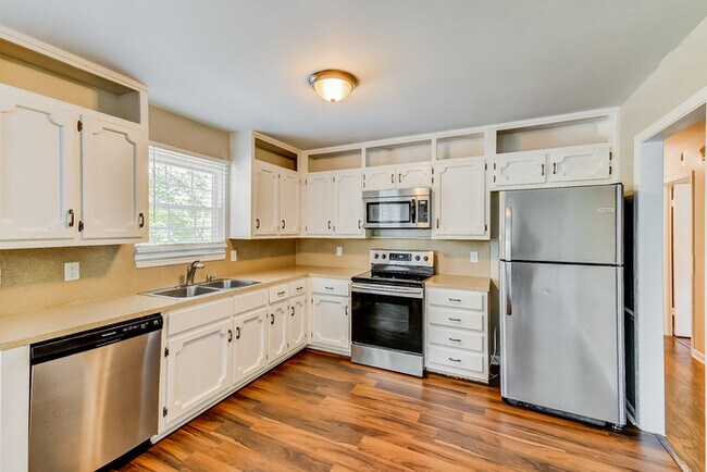 Foto del edificio - 5277 Tyler Loop Rd