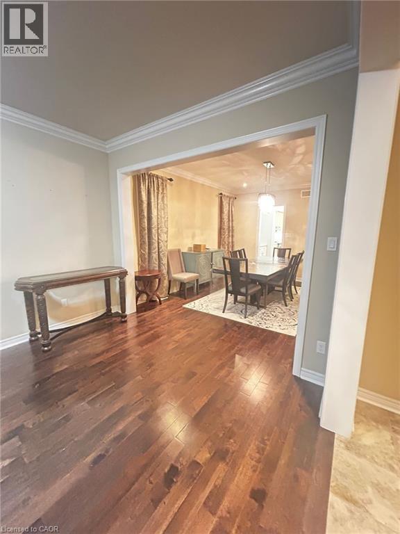 Building Photo - 722 Sundew Dr