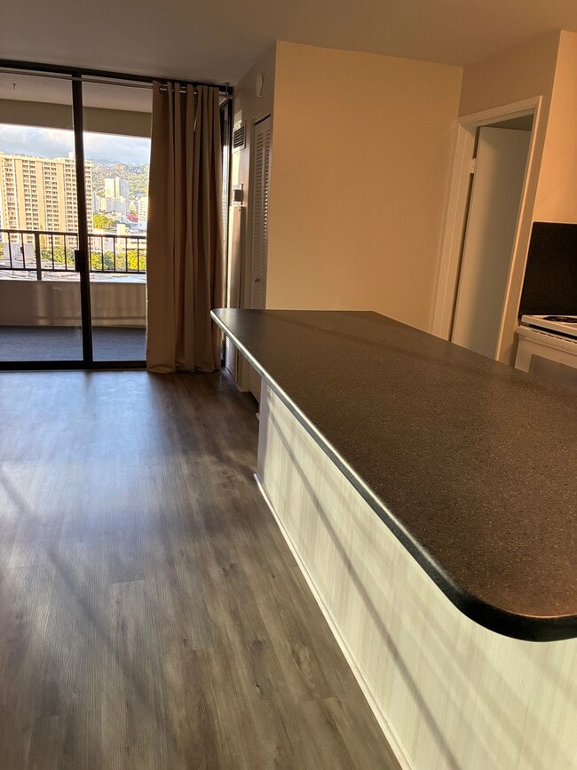 Building Photo - 1778 Ala Moana Blvd