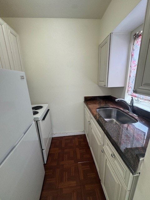 Building Photo - 1705 Moffett St