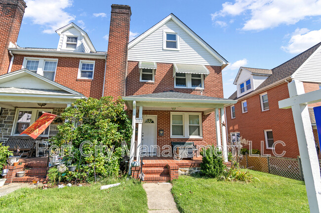 Building Photo - 1111 Elm Ridge Ave