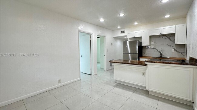 Foto del edificio - 2220 Charleston St