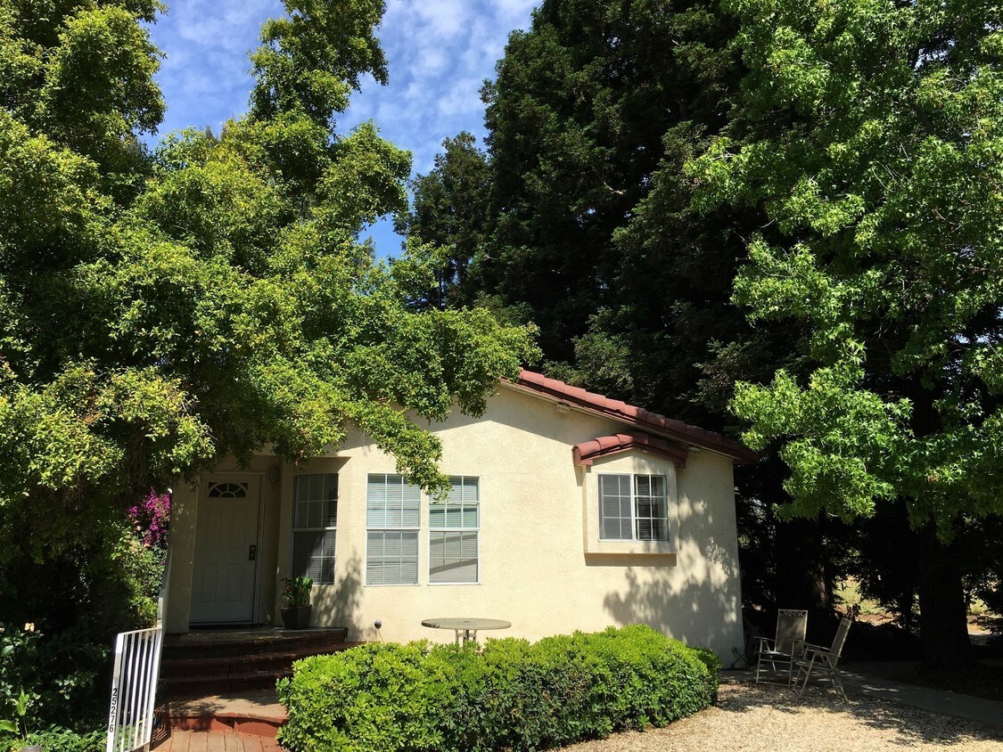 Primary Photo - 25276 Carlsbad Ave
