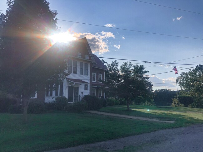Foto del edificio - 540 Stewart Rd