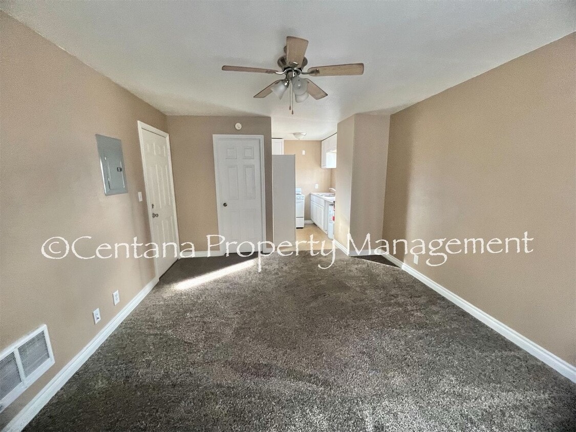 418 E 2nd St Unit 3A, Butte, MT 59701 Room for Rent in Butte, MT