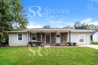 Building Photo - 340 River Chase Dr