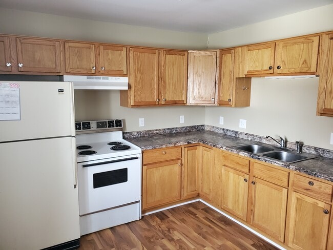 Foto del edificio - Claremont Block Apartments/Commercials