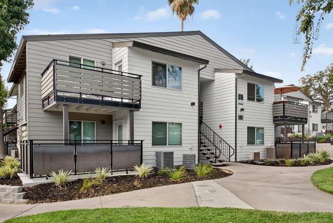 Building Photo - Spring Meadows