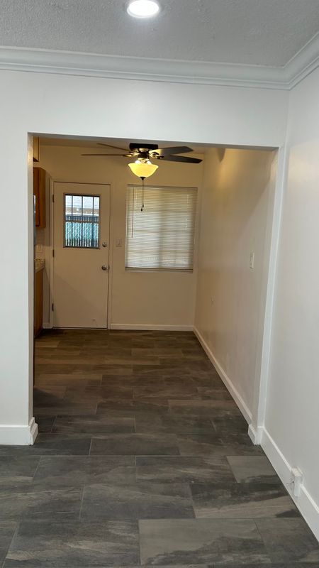 Foto del edificio - 3359 1/2 Sequoia Drive