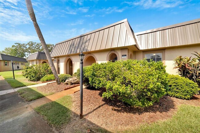 Foto del edificio - 4112 Hampton Dr