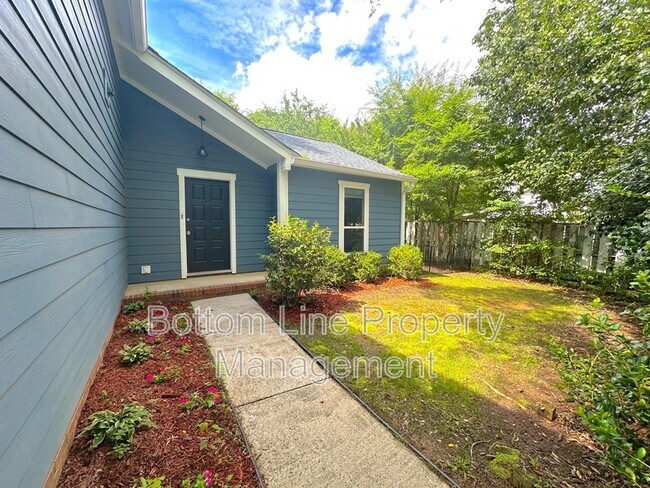 Foto del edificio - 11824 Larkridge Ct