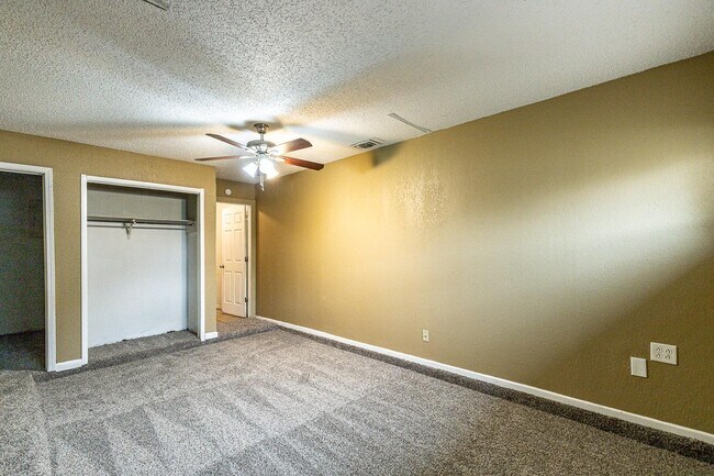 Building Photo - 4518 Marshall St