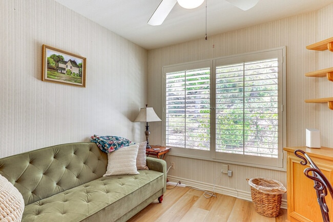 Building Photo - 29695 Circle R Greens Dr