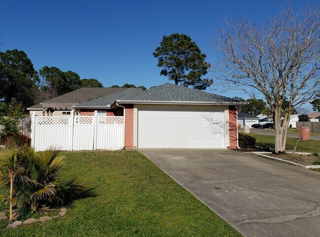 Foto del edificio - 301 Brynn Ct