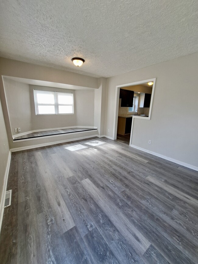 Foto del edificio - 3637 Evansville Ave