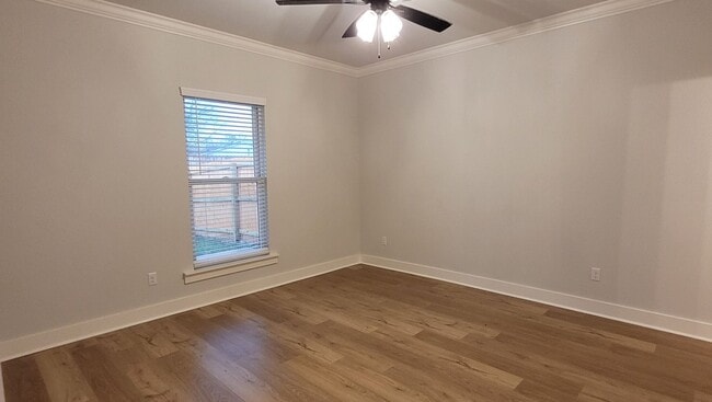 Building Photo - Beautiful 2 Bedroom 2 Bath Townhome in Denham Springs