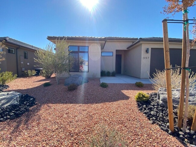 Building Photo - Green Springs Home near Golf Course and Sh...