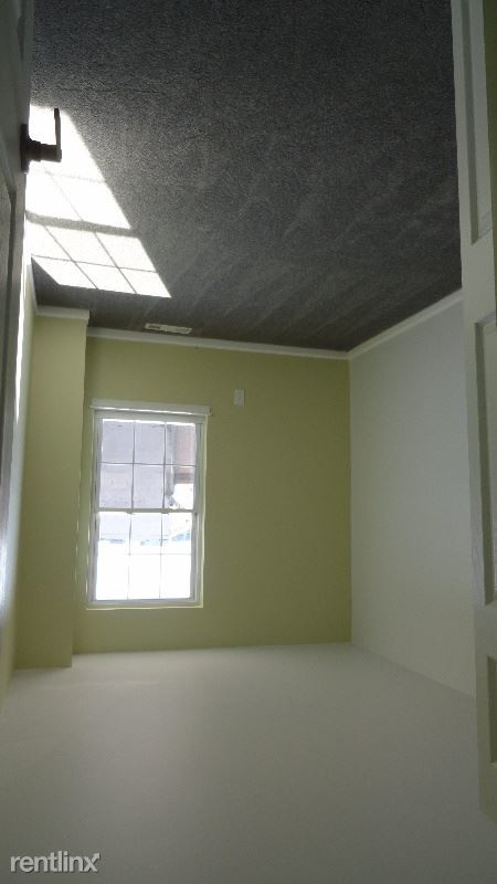 Building Photo - 2828 Brighton Pl