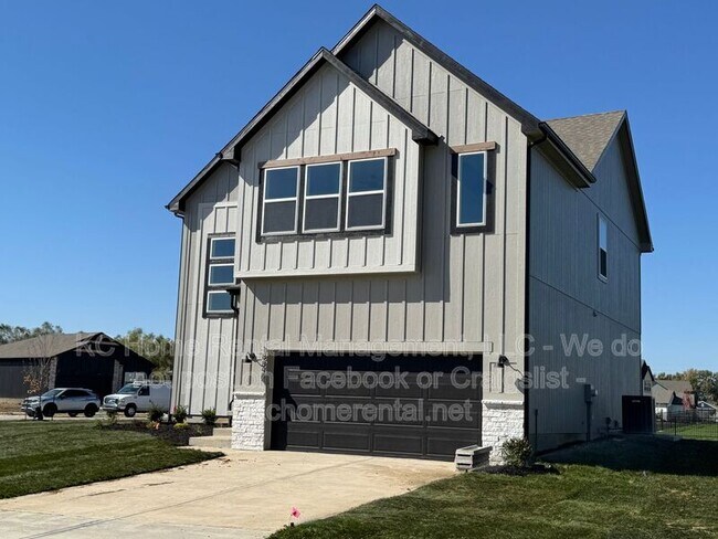 Foto del edificio - 18852 Mahaffie St