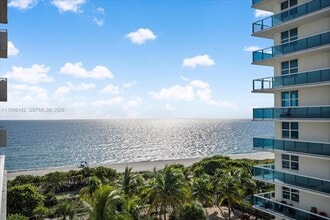 Building Photo - 9225 Collins Ave