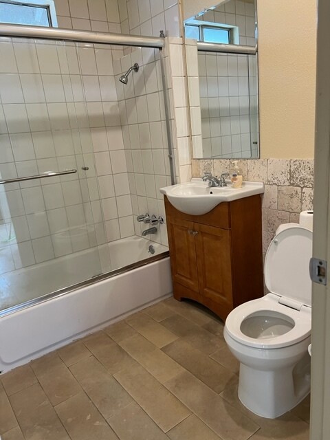 Bathroom - 1640 259th St