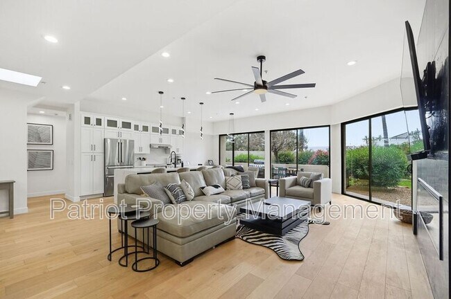 Foto del edificio - 8989 N Gainey Center Dr