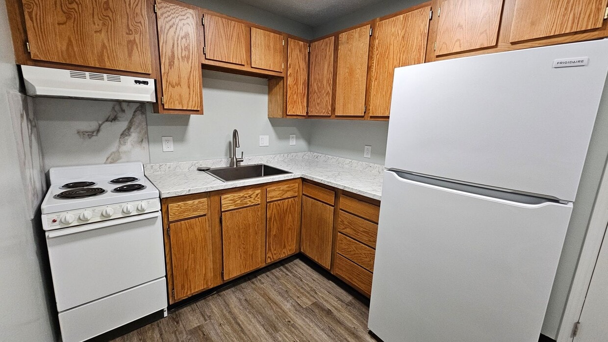 Primary Photo - Grand heights Apartments