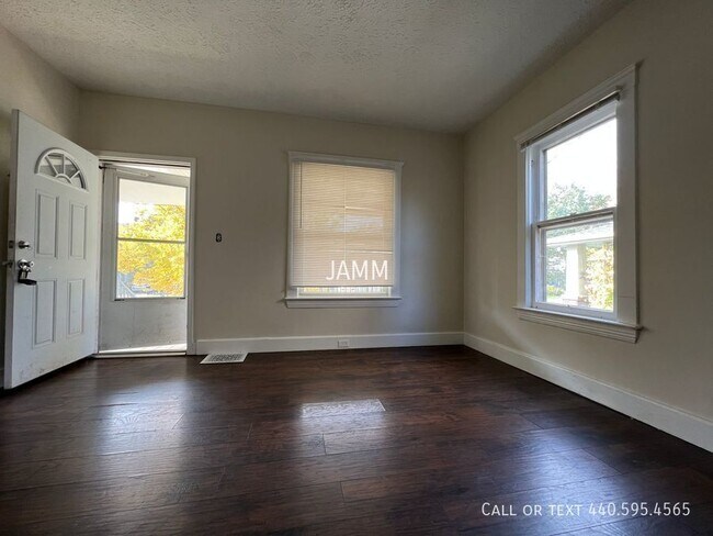 Foto del edificio - 1281-1283 Cook Ave Lakewood-1281 Cook Ave