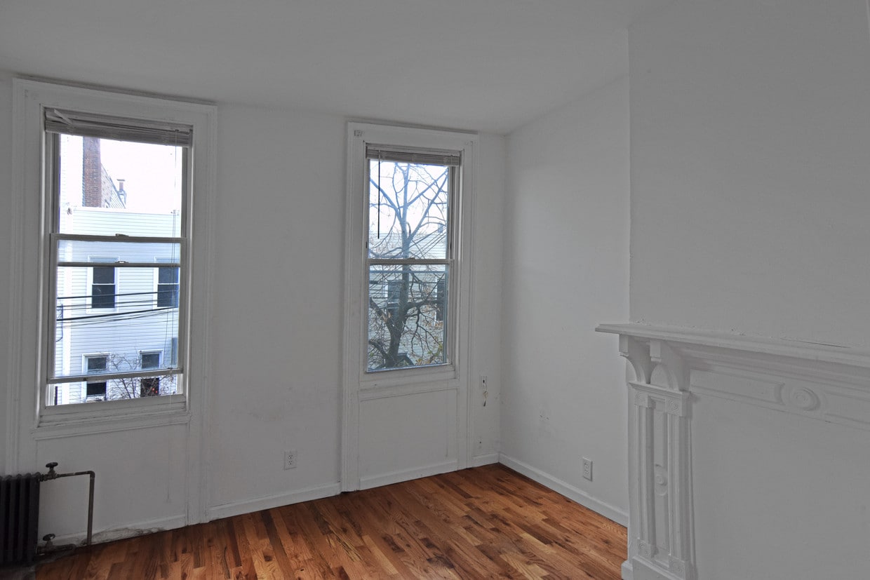 1621 Hancock St Unit 2L, Ridgewood, NY 11385 Condo for Rent in