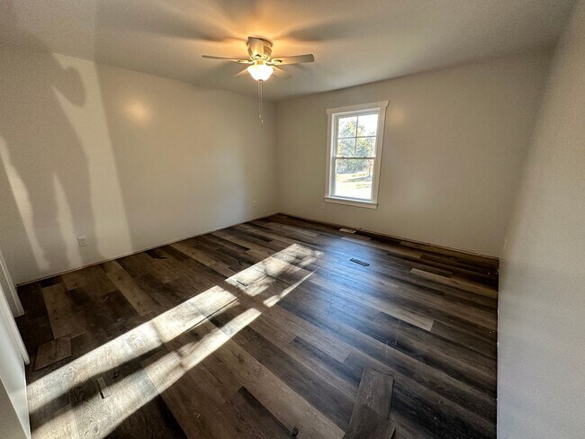 Foto del edificio - NEW CONSTRUCTION RENTAL 3-Bedroom 2-Bathro...