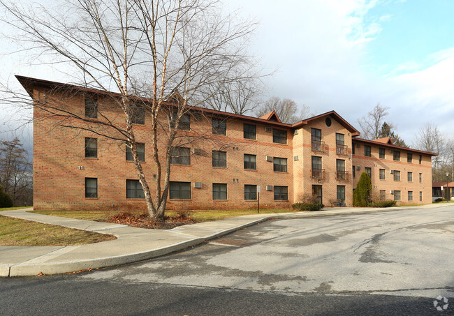 Building Photo - St. Anna Apartments
