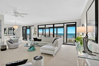 Building Photo - 2400 Gulf Shore Blvd N