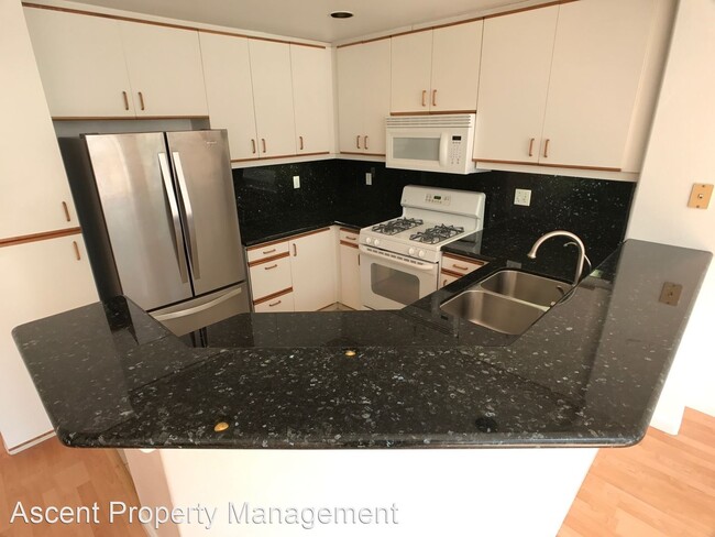 2 br, 2.5 bath House - 12624 Carmel Countr... photo'