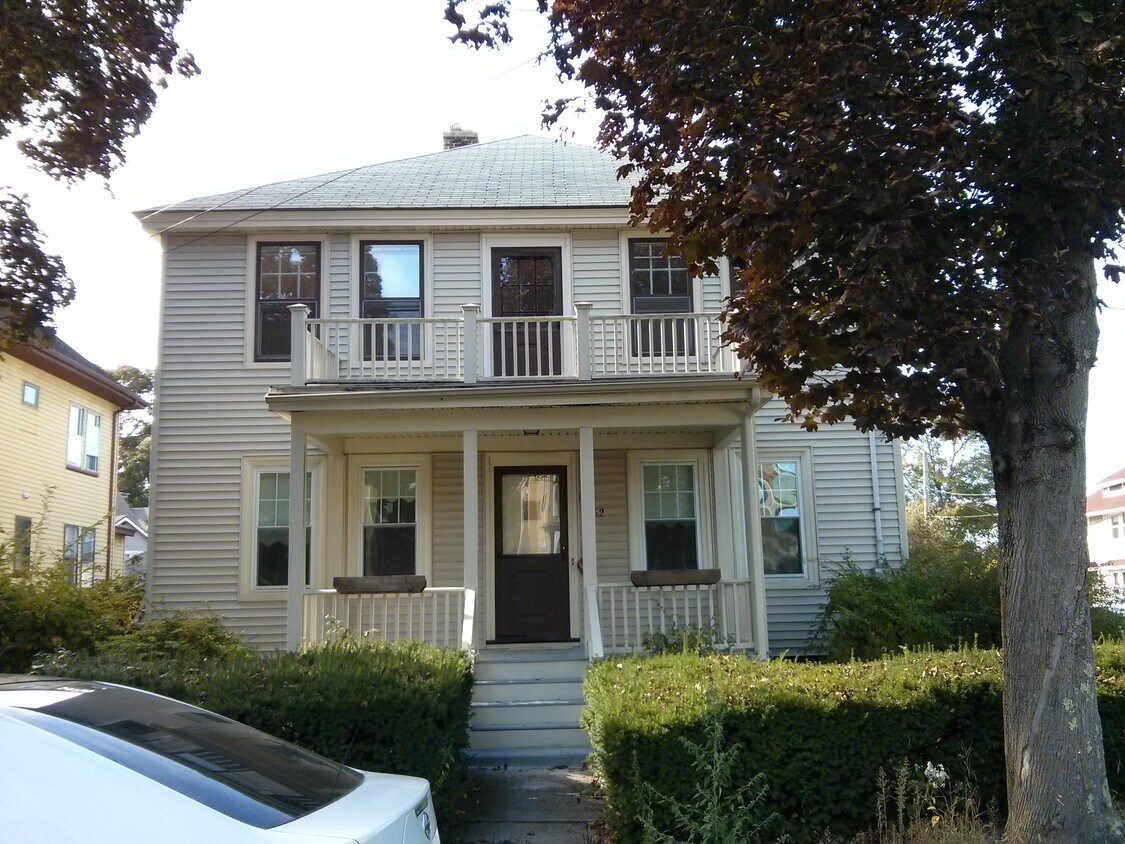 164 Allston St, Medford, MA 02155 Townhome Rentals in Medford MA