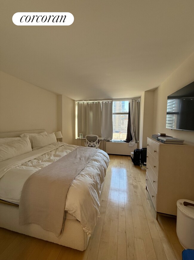 Foto del edificio - 160 W 66th St