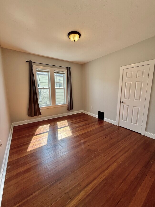 Foto del edificio - 1085 Dorchester Ave