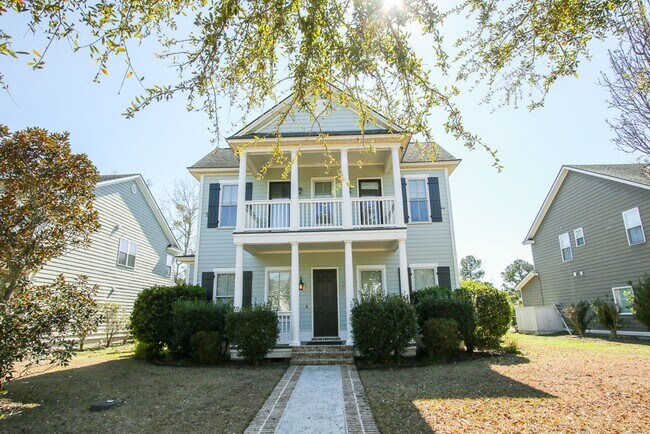 Building Photo - New Luxury Rental Available Now!