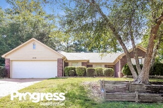 Building Photo - 5715 Riverhead Ave