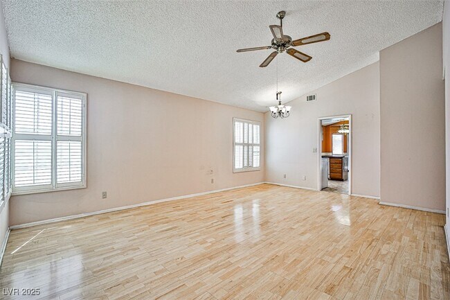 Building Photo - 6801 Midpark Cir