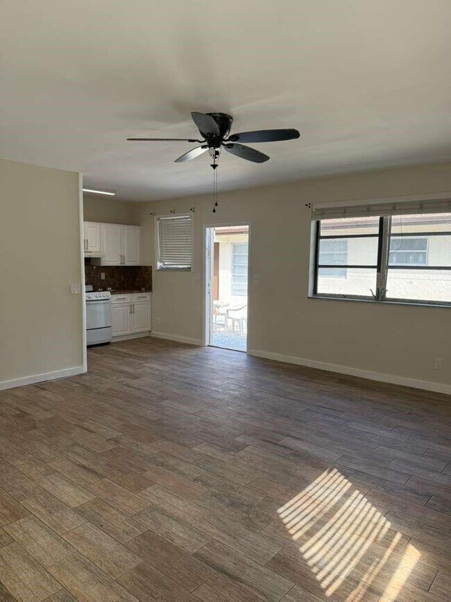 Foto del edificio - 126 SE 10th St